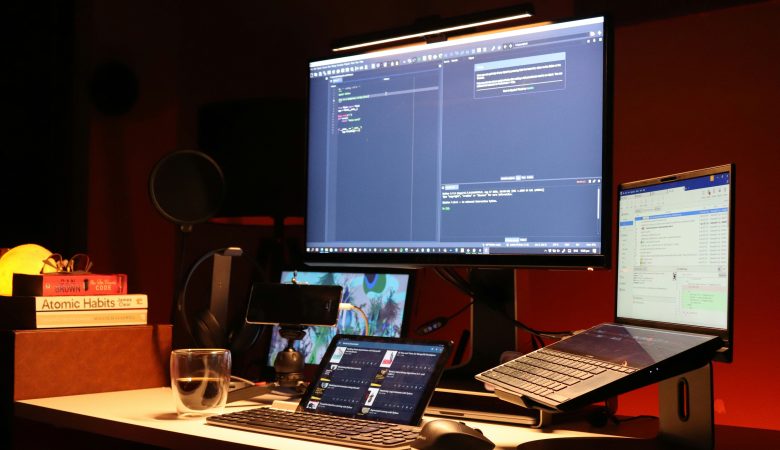 12 Key Advantages of Using an IT Support Service for London UK Businesses